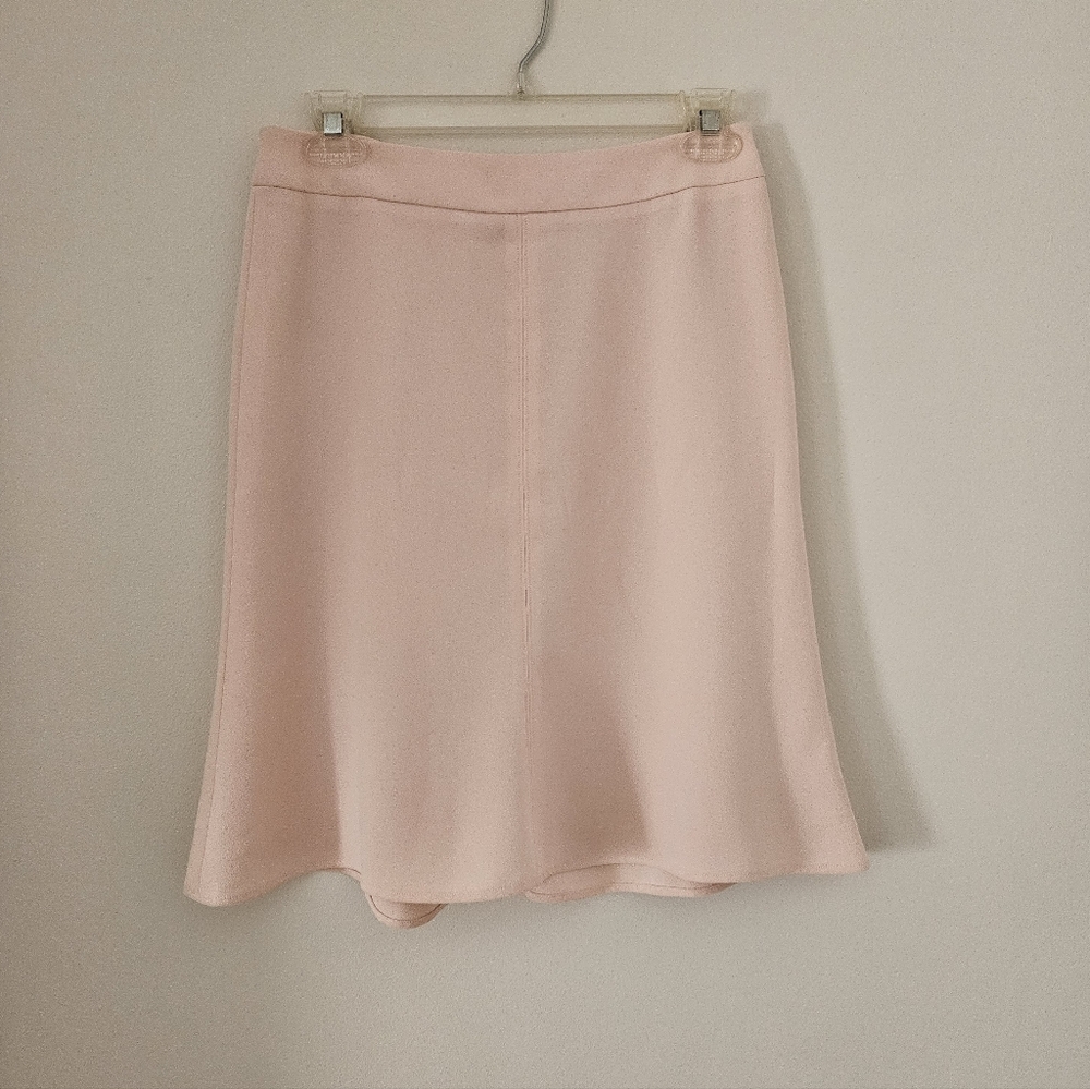 NWOT Loft Pink Skirt Size 0